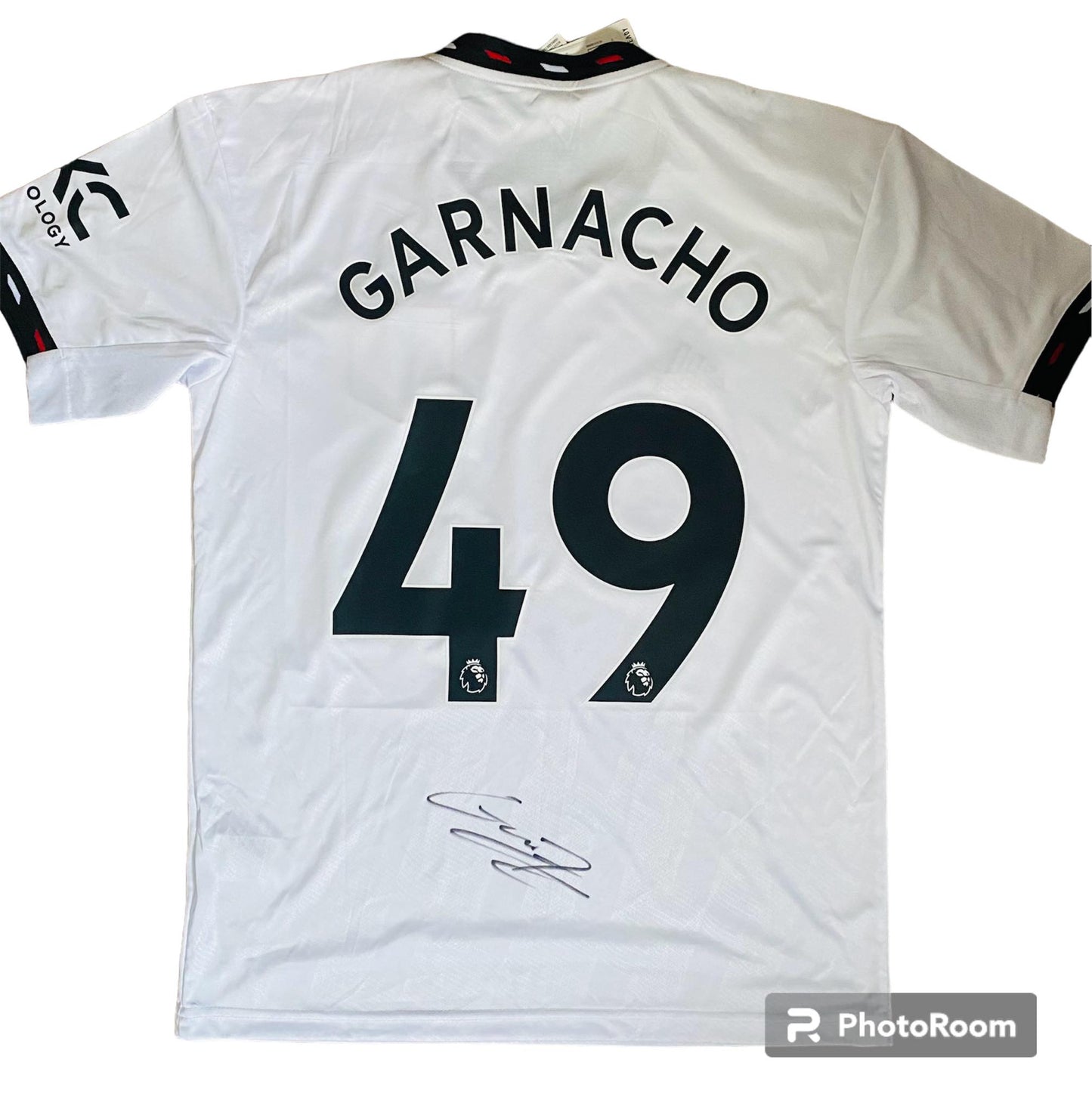Alejandro Garnacho - Manchester United hand-signed replica shirt - memorabilia, football shirt (UNFRAMED)