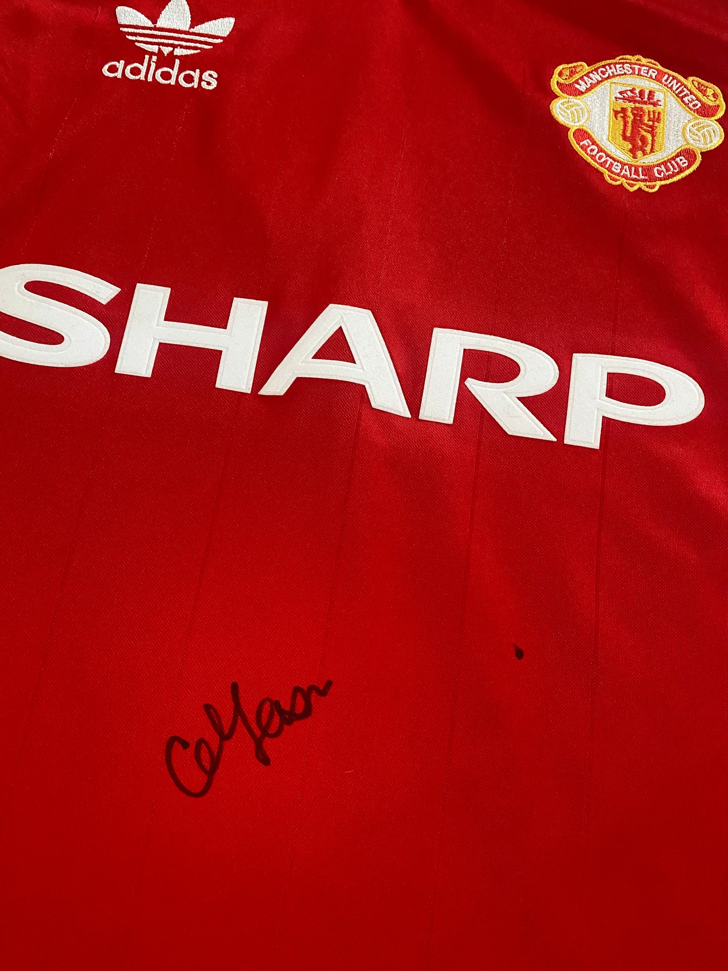 Sir Alex Ferguson - Manchester United hand-signed replica shirt - MUFC memorabilia, football shirt (UNFRAMED)