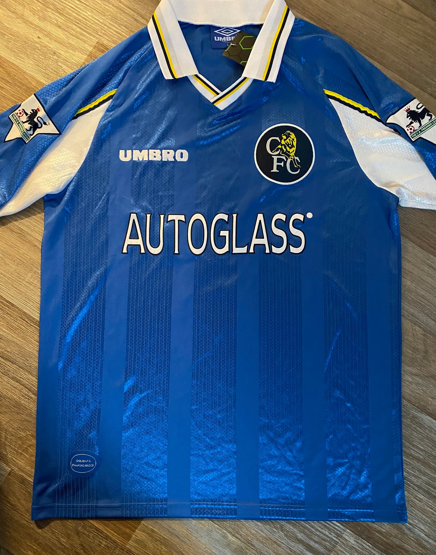 Gus Poyet - Chelsea signed replica shirt - Chelsea memorabilia, CFC gift, (UNFRAMED)