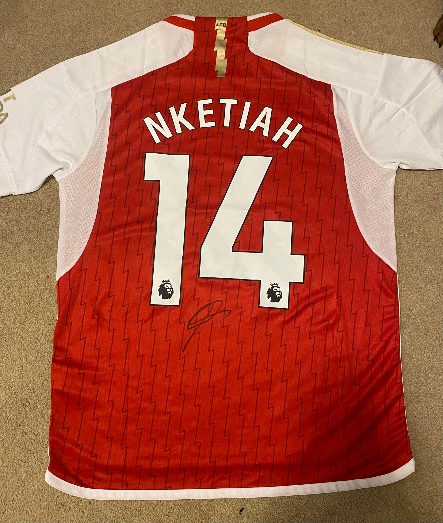 Eddie Nketiah - Arsenal - hand-signed replica shirt - AFC memorabilia, football shirt (UNFRAMED)