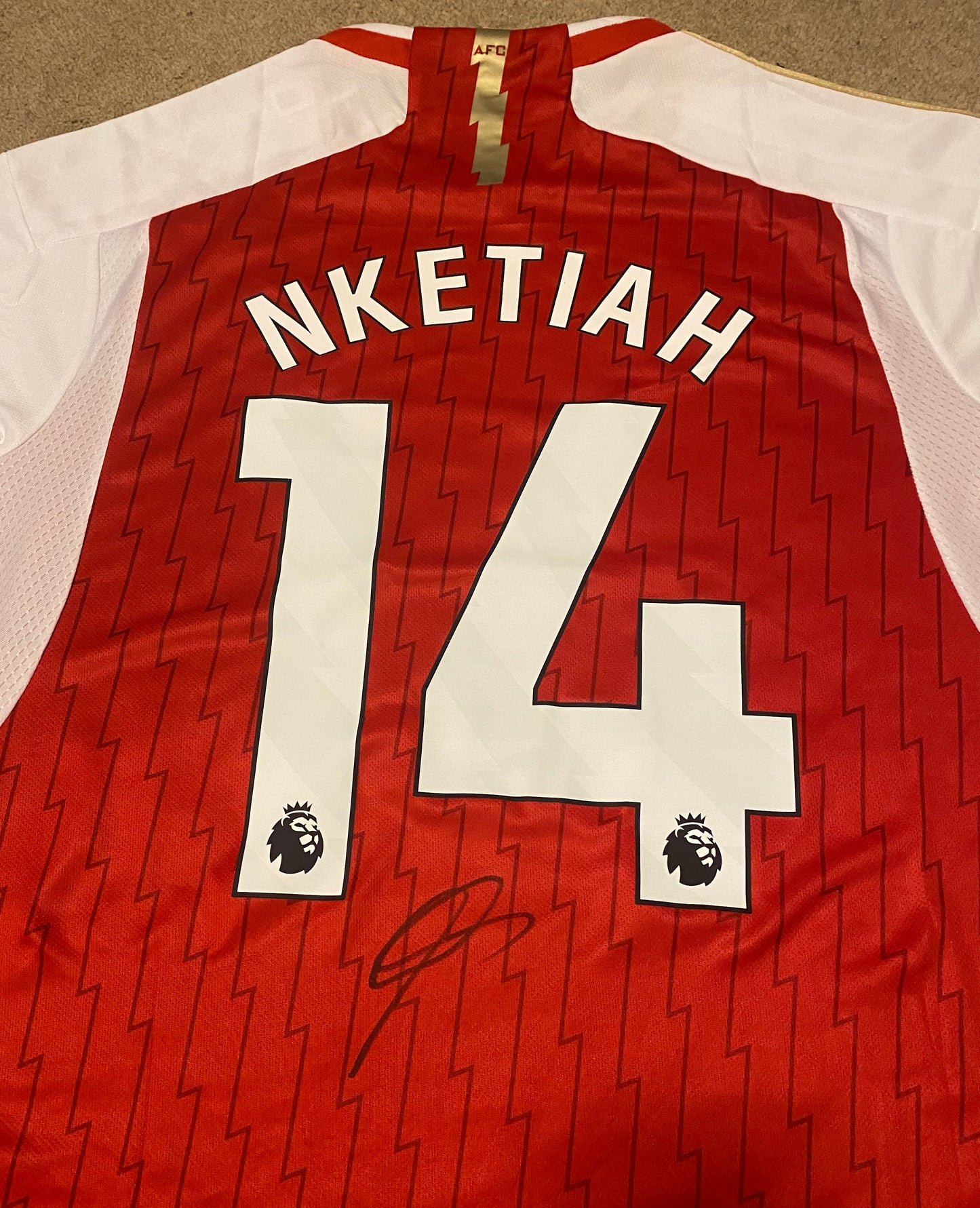 Eddie Nketiah - Arsenal - hand-signed replica shirt - AFC memorabilia, football shirt (UNFRAMED)