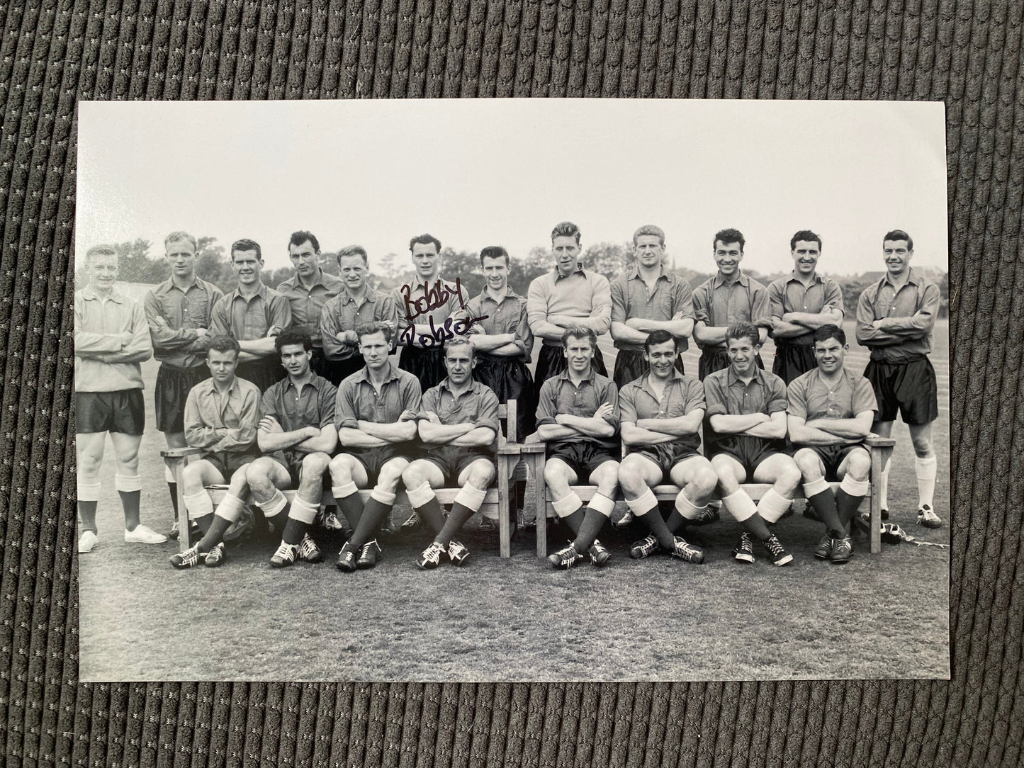 Sir Bobby Robson - A4 signed photo - England memorabilia, gift, Newcastle, Ipswich (UNFRAMED)