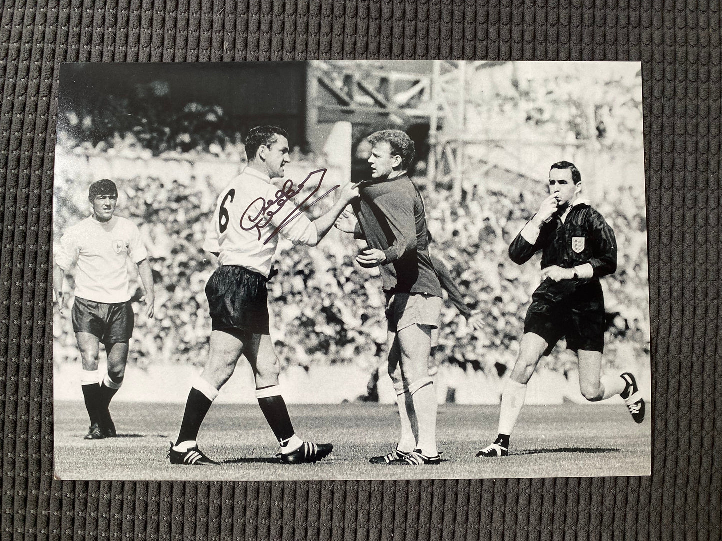 Dave Mackay - Tottenham Hotspur FC - signed photo - THFC memorabilia, gift, (UNFRAMED)