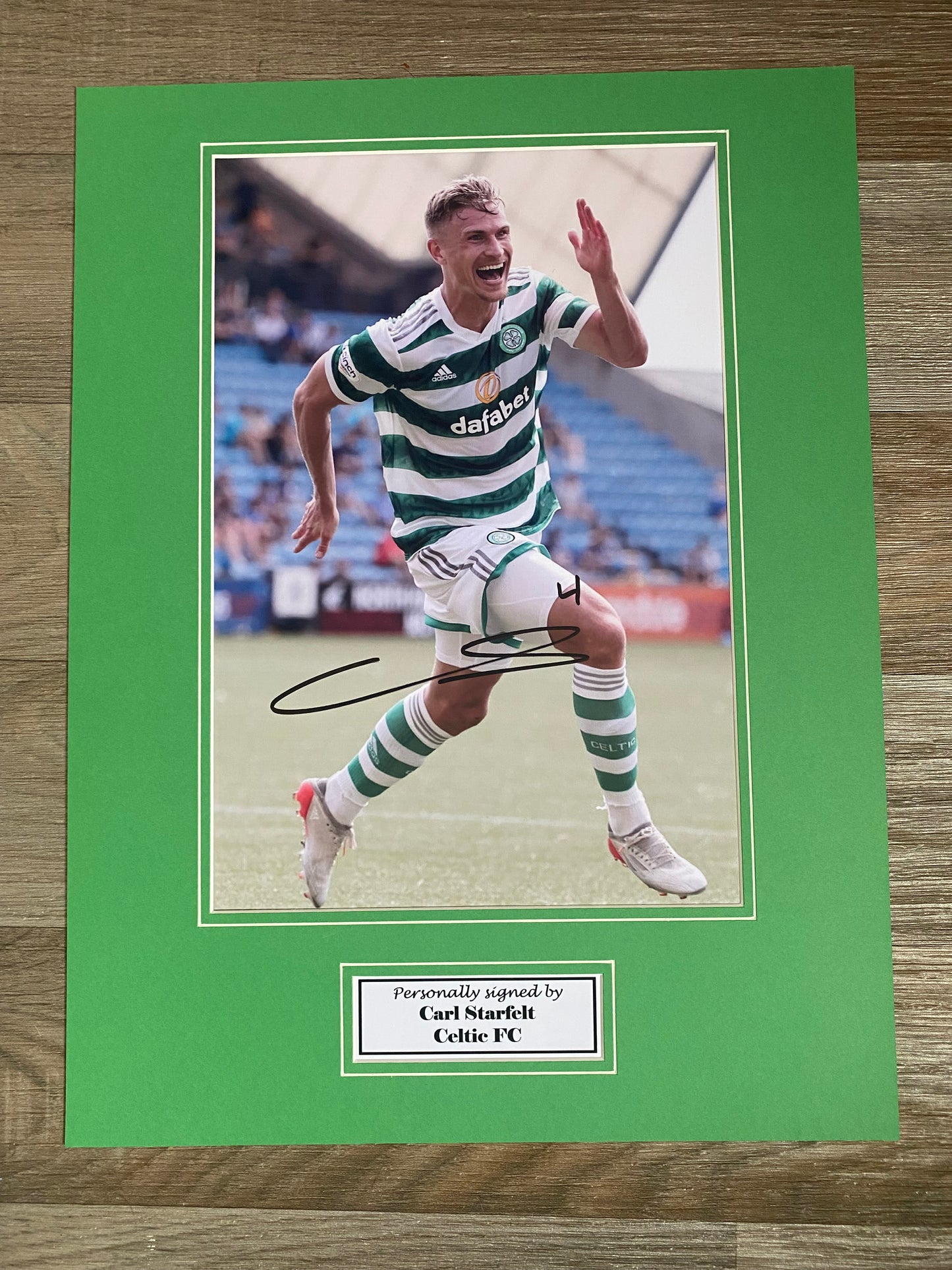 Carl Starfelt Celtic FC - signed photo mount - Celtic memorabilia, photo (UNFRAMED)