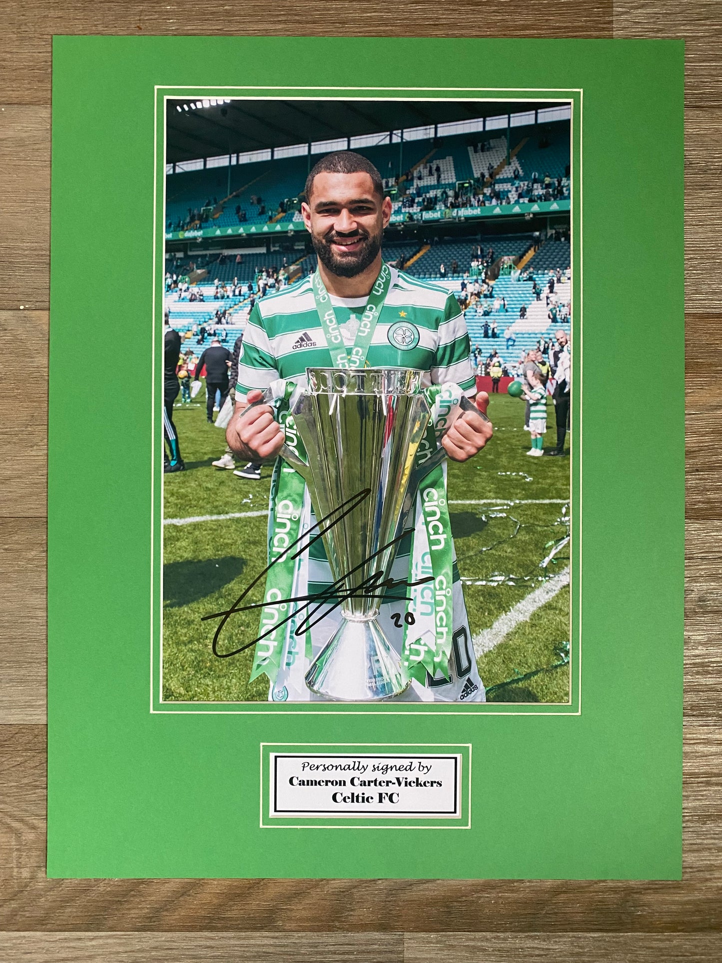 Cameron Carter-Vickers Celtic FC - signed photo mount - Celtic memorabilia, photo (UNFRAMED)