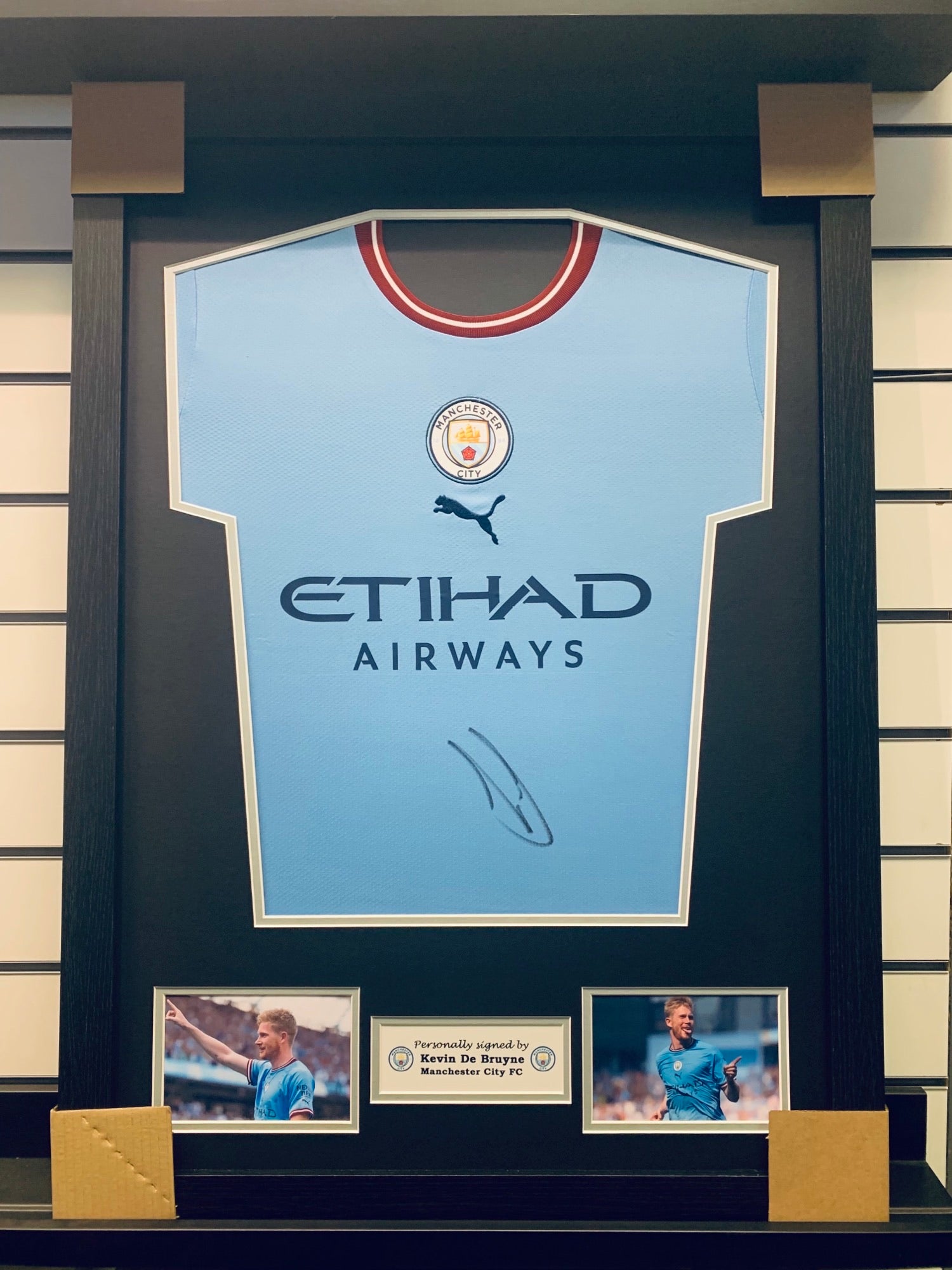 Kevin De Bruyne Signed Football Memorabilia - Signed Shirts, Signed  Footballs, Signed Boots, Autographed, Genuine Signatures - Genuine Signed  Sports Memorabilia