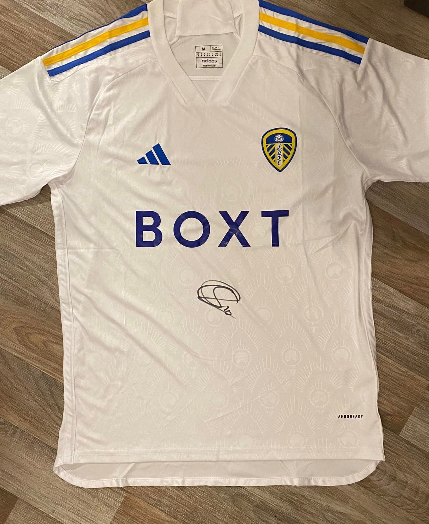 Crysencio Summerville - Leeds United signed replica shirt - Leeds memorabilia, gift, (UNFRAMED)