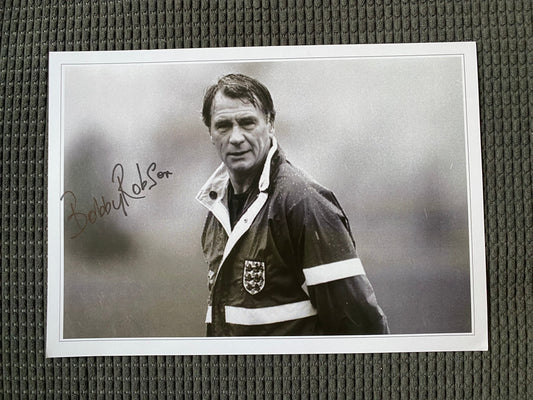 Sir Bobby Robson -  A4 signed photo - England memorabilia, gift,  Newcastle, Ipswich (UNFRAMED)