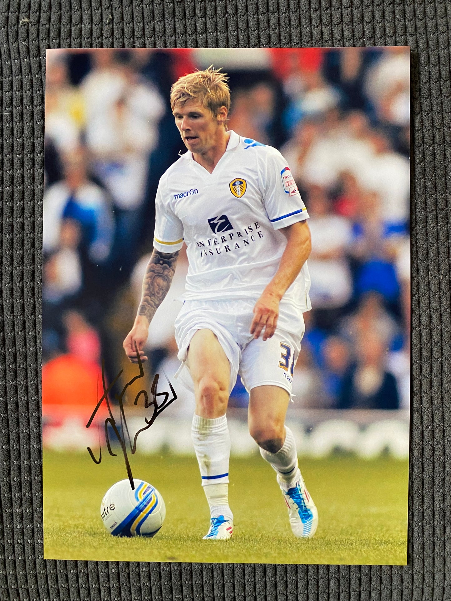 Andy Keogh - Leeds United AFC - A4 signed photo - Leeds United memorabilia, gift, autograph