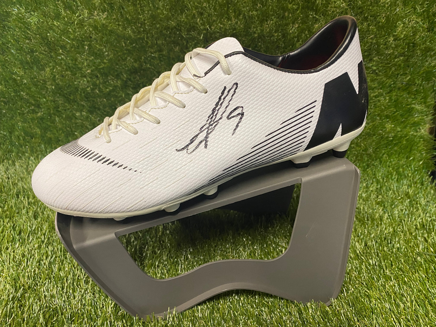 Alexandre Lacazette - Arsenal FC - hand signed football boot - AFC memorabilia, gift, christmas gift, autograph