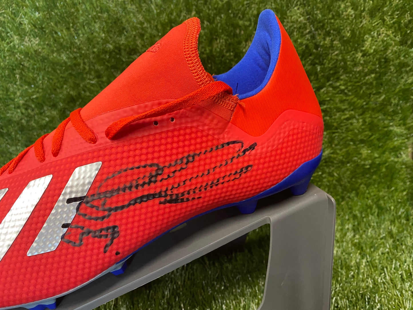 Scott McTominay - Manchester United FC - hand signed football boot - MUFC memorabilia, gift, christmas gift, autograph