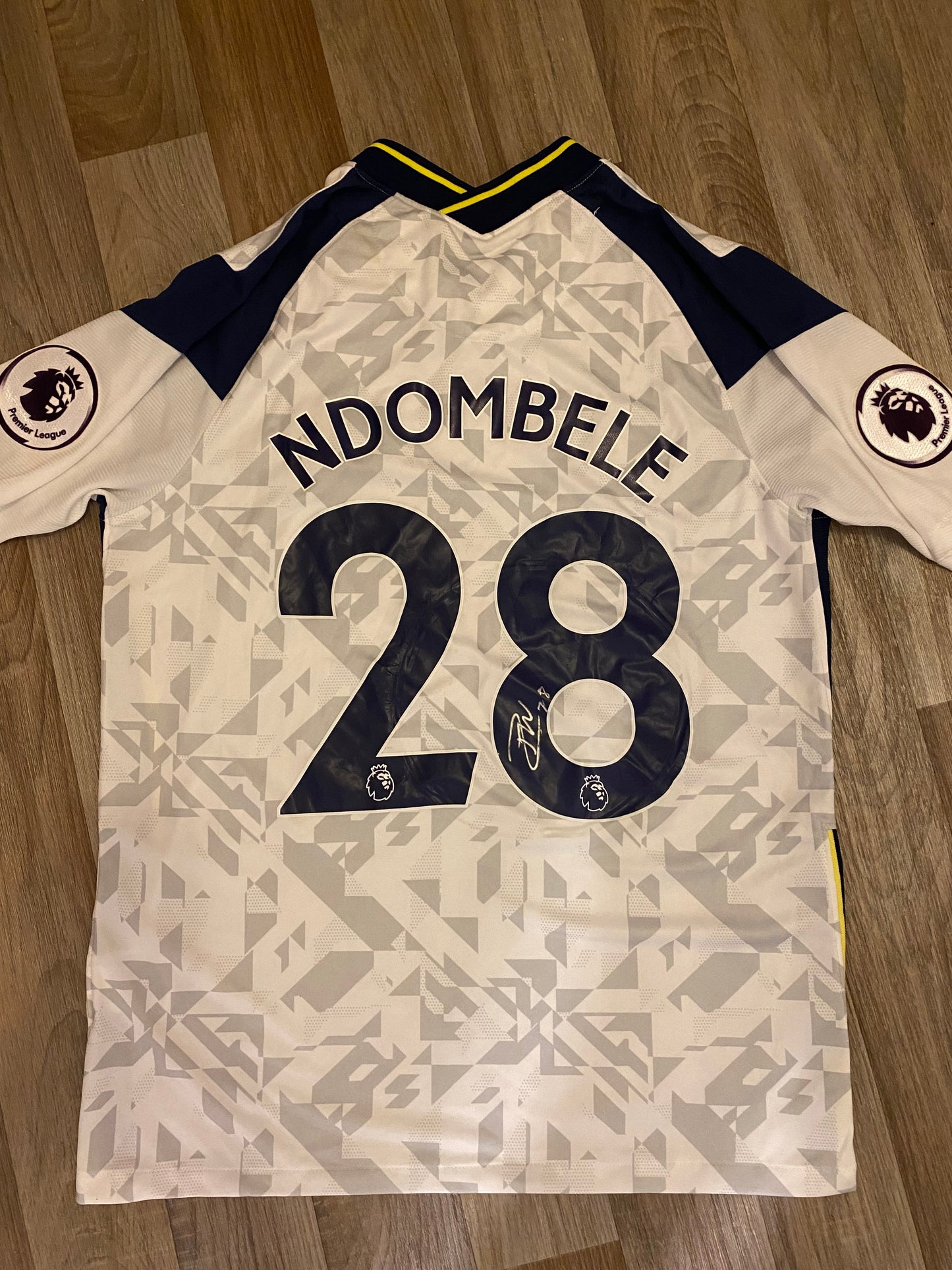 Tanguy Ndombele - Tottenham Hotspur - hand-signed replica shirt - memorabilia, football shirt