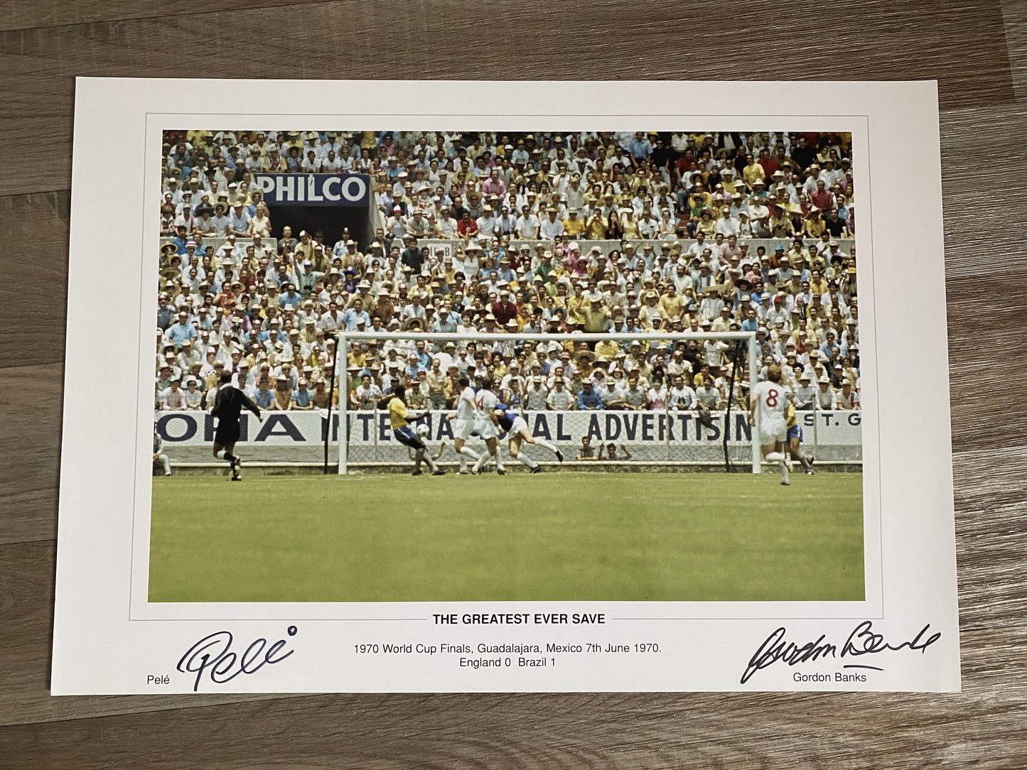 Pele & Gordan Banks Brazil 1970 world cup final "THE SAVE" - huge 50x35cm poster - PELE/BANKS memorabilia, gift, (UNFRAMED)
