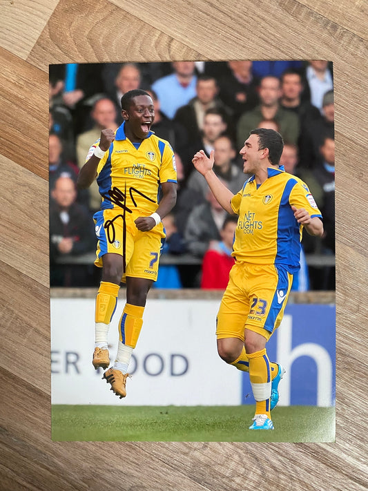 Max Gradel - Leeds United  - 16x12in signed photo - Leeds United memorabilia, gift, autograph