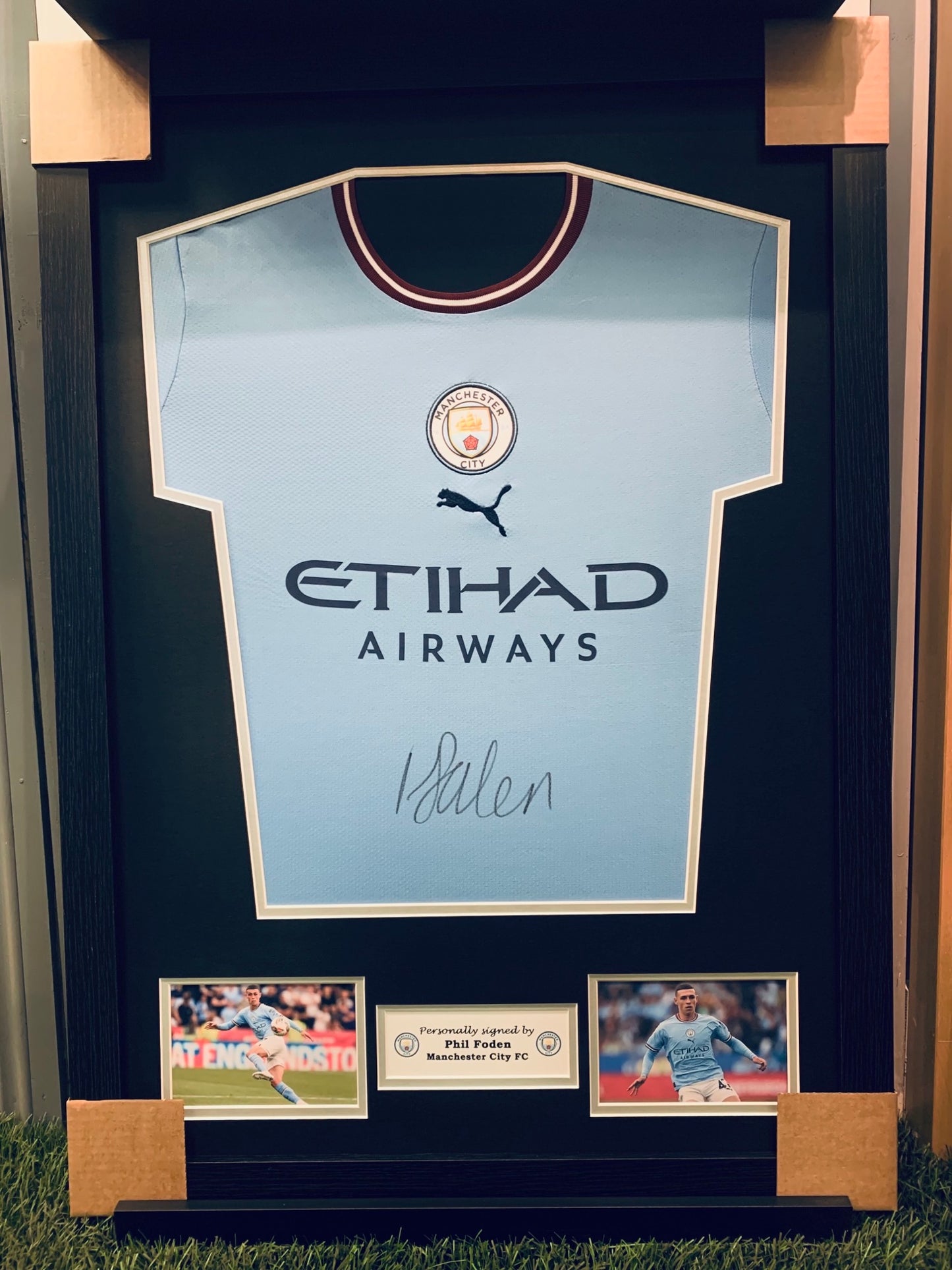 Phil Foden - Manchester City FC  - hand-signed replica shirt - MCFC memorabilia, football shirt (FRAMED)