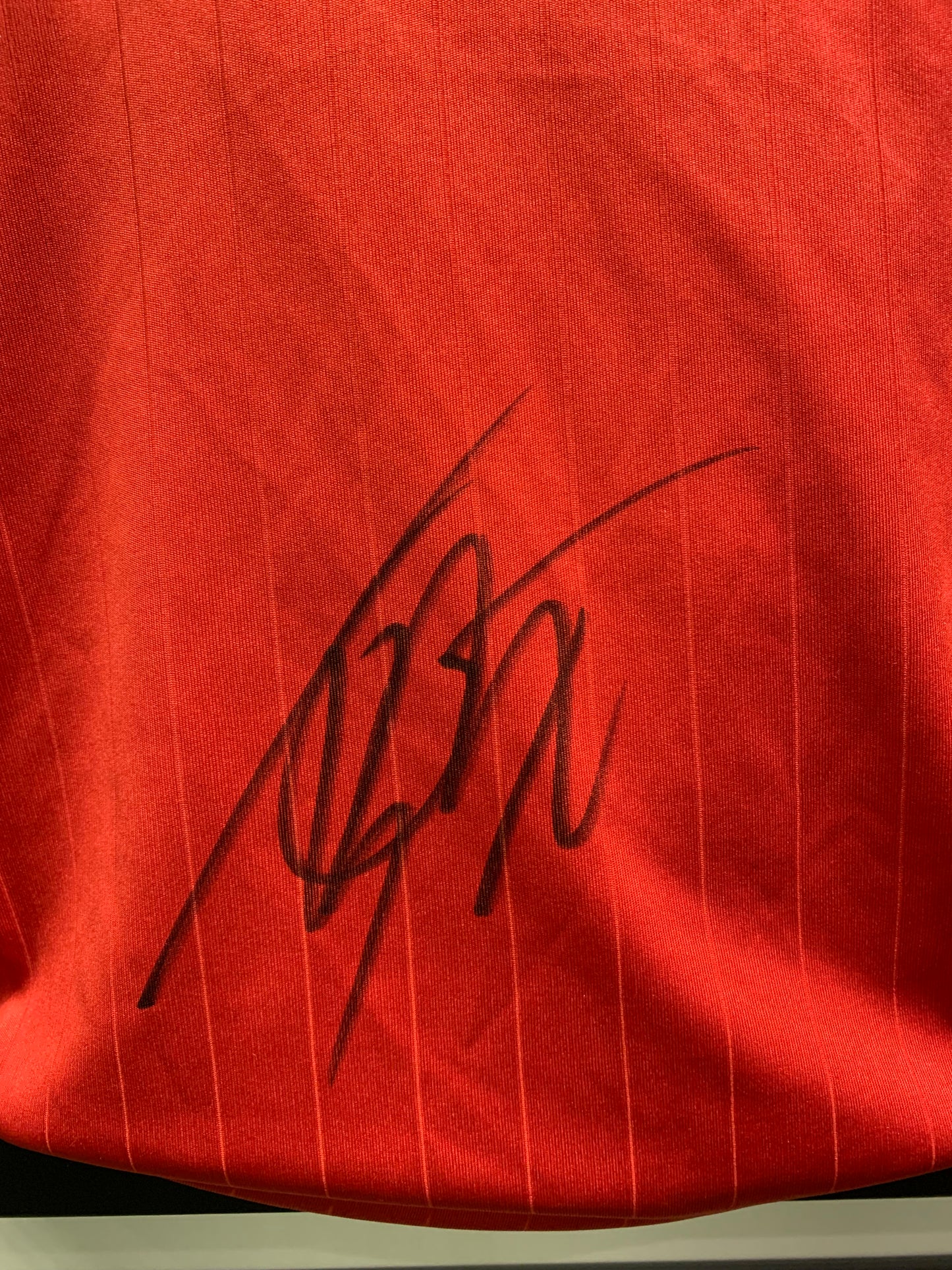 Tyrell Malacia - Manchester United FC - hand-signed replica shirt - MUFC memorabilia, football shirt (UNFRAMED)