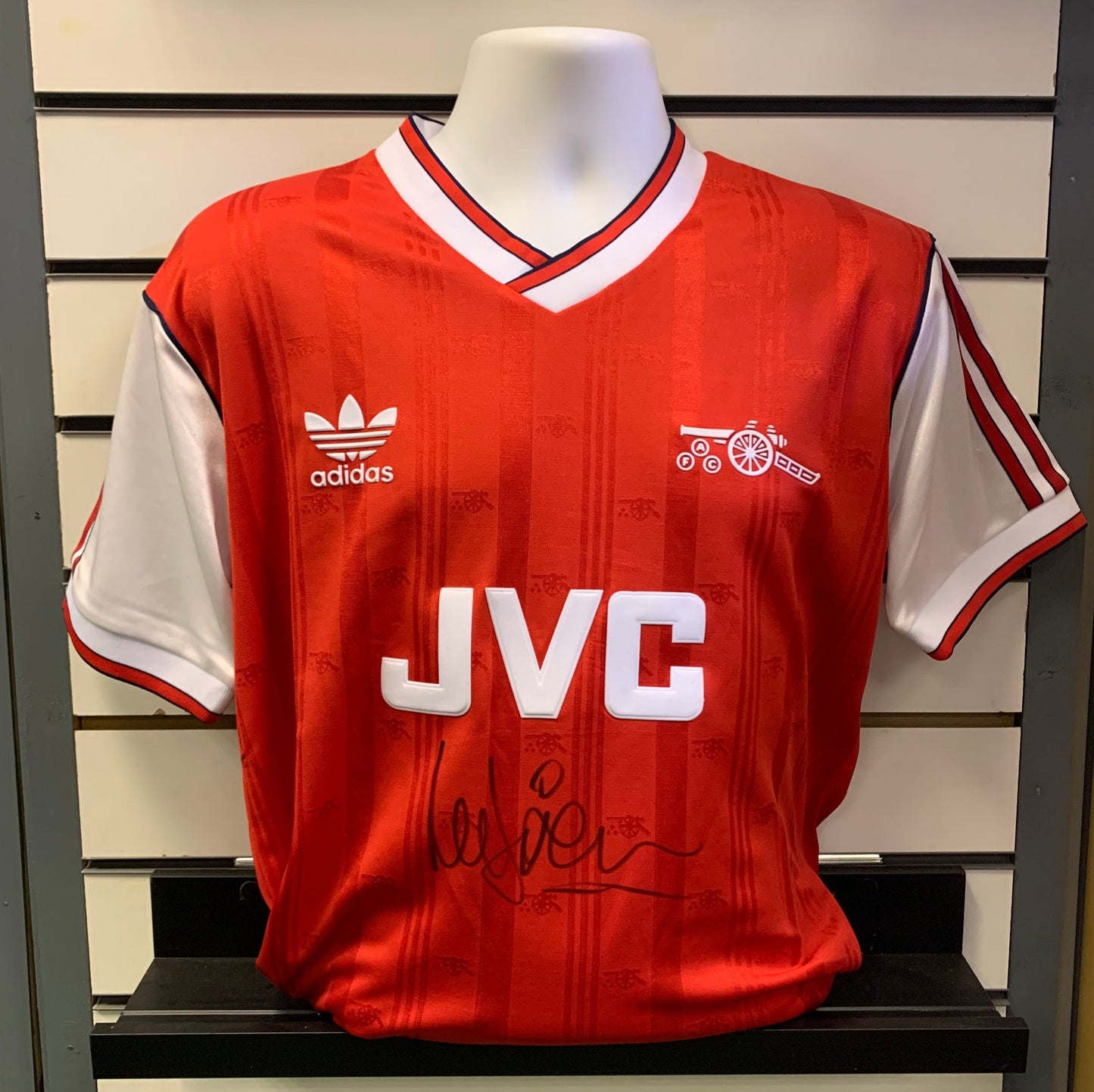 Lee Dixon - Arsenal FC - hand-signed replica shirt - AFC memorabilia, football shirt (UNFRAMED)