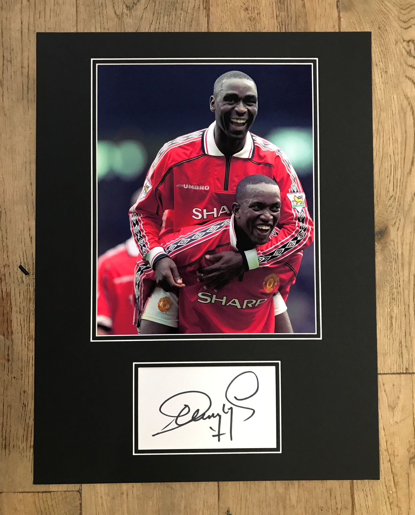 Dwight Yorke - Manchester United FC - 16x12in signed photo mount - MUFC memorabilia, gift, display