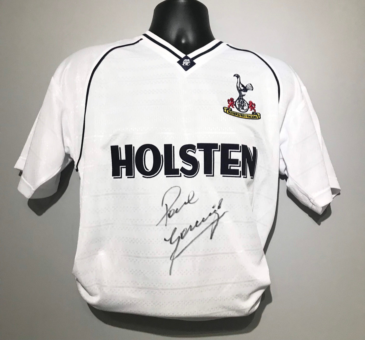 Paul Gascoigne - Tottenham Hotspur FC - hand-signed replica shirt - THFC memorabilia, football shirt (UNFRAMED)